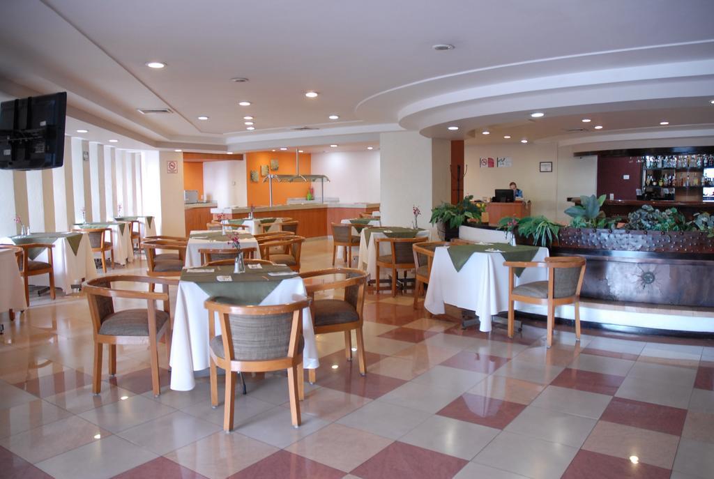 Hotel Aranzazu Plaza Kristal Aguascalientes Zewnętrze zdjęcie
